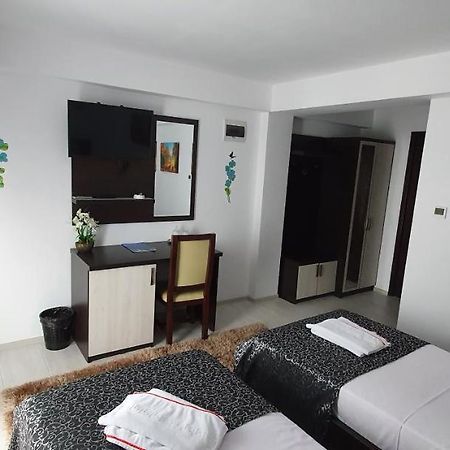 Motel Didona B Sendreni Exterior photo