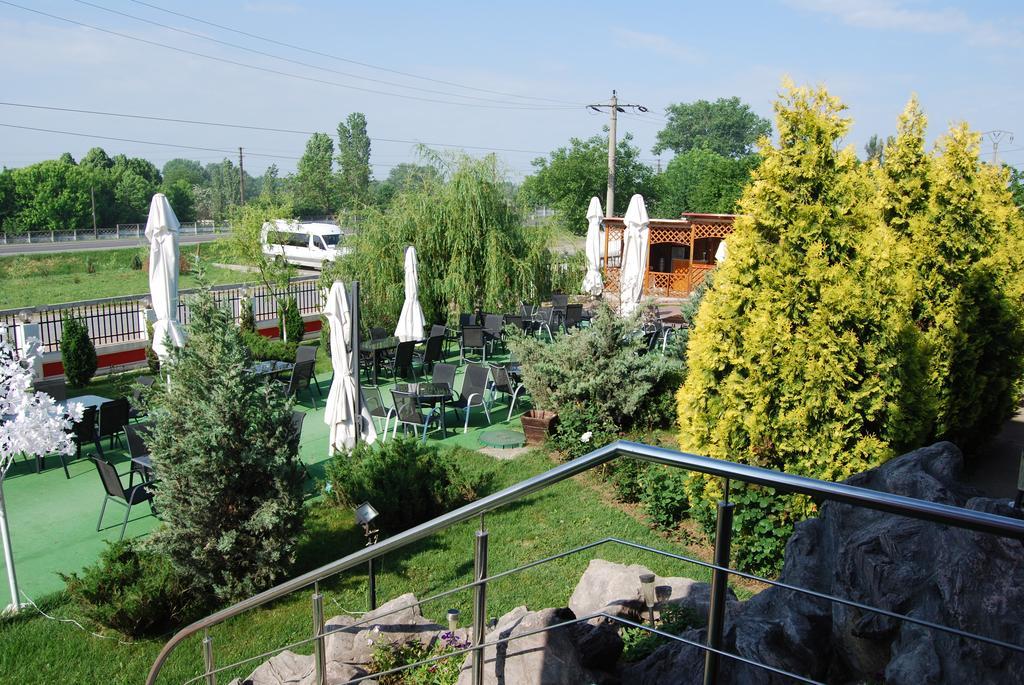 Motel Didona B Sendreni Exterior photo